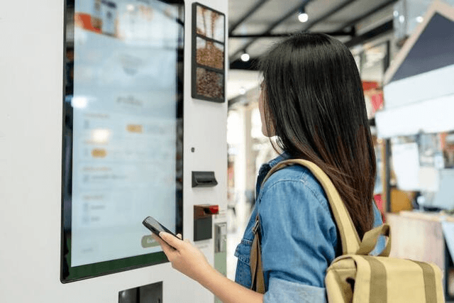 Restaurants and shopping centers network connectivity