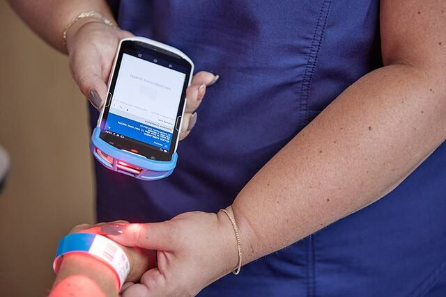 Healthcare patient identification system