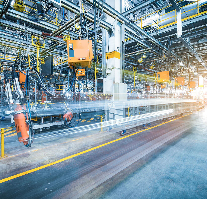 Operaciones de manufactura industrial con soluciones tecnológicas avanzadas